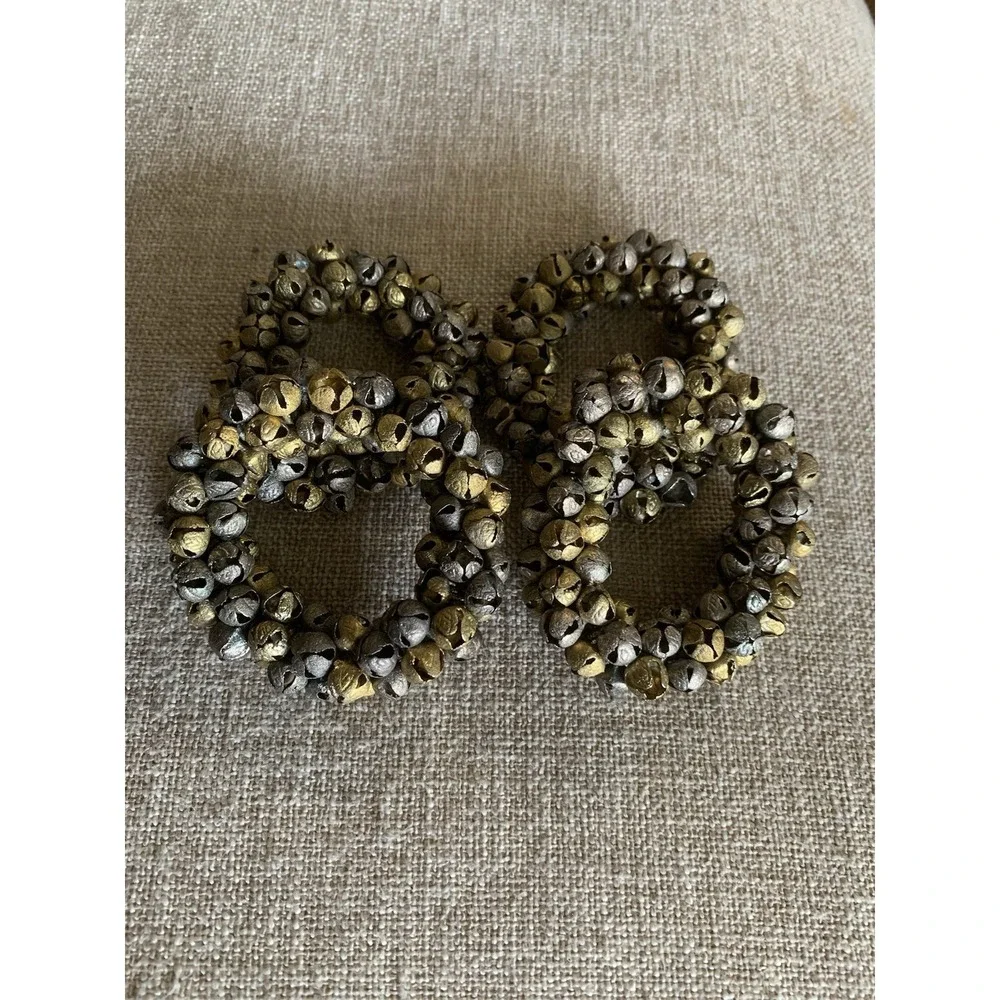 Set Of 4 Jingle Bell Wreath Napkin Rings 2.5